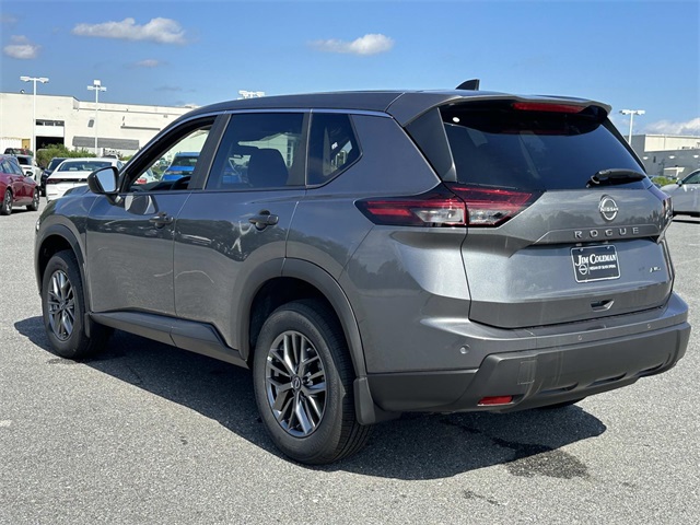 Vehicle image 5 of 18