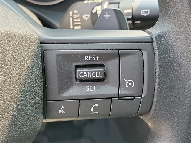 Vehicle image 12 of 26