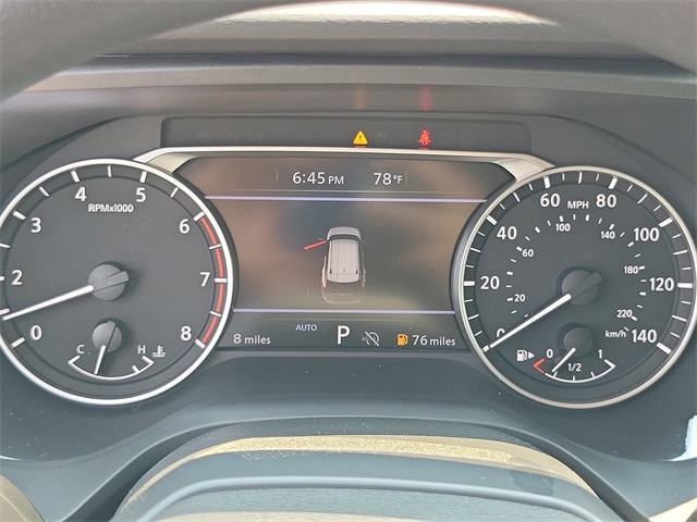 Vehicle image 10 of 26