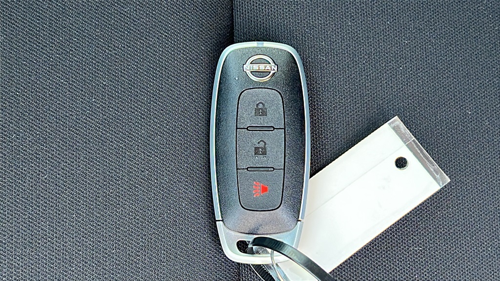 Vehicle image 29 of 30