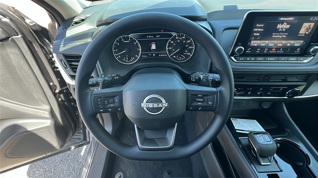 Vehicle image 18 of 30