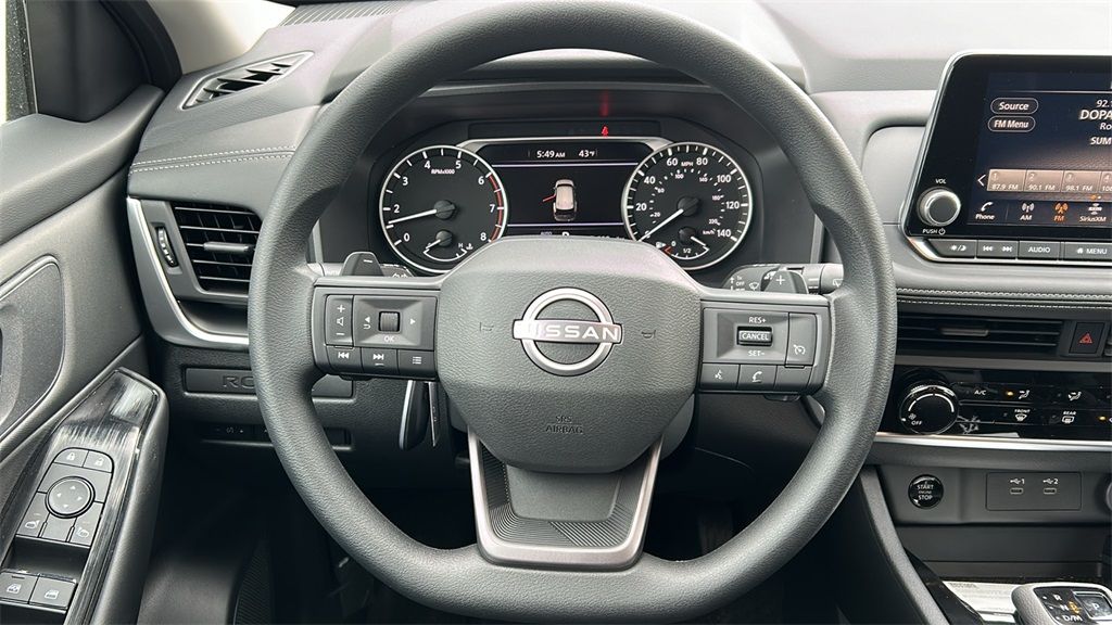 Vehicle image 9 of 30