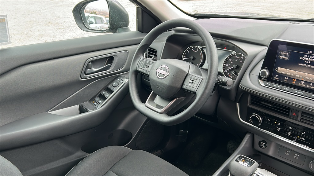Vehicle image 21 of 30