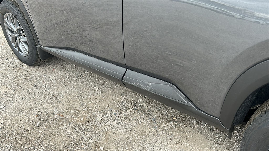 Vehicle image 25 of 30