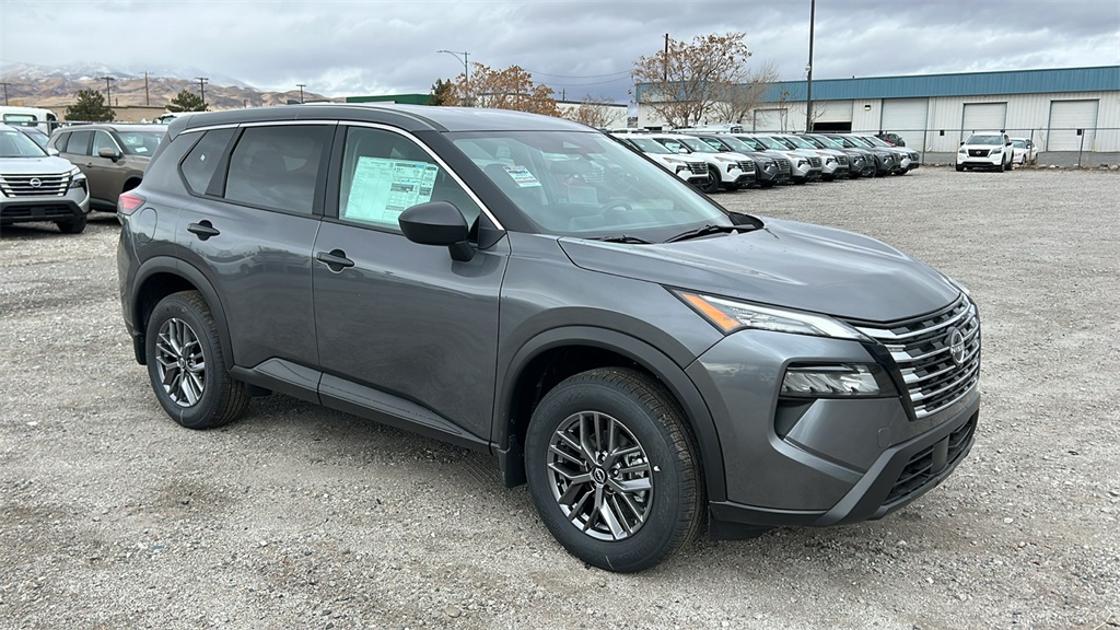 Vehicle image 3 of 30