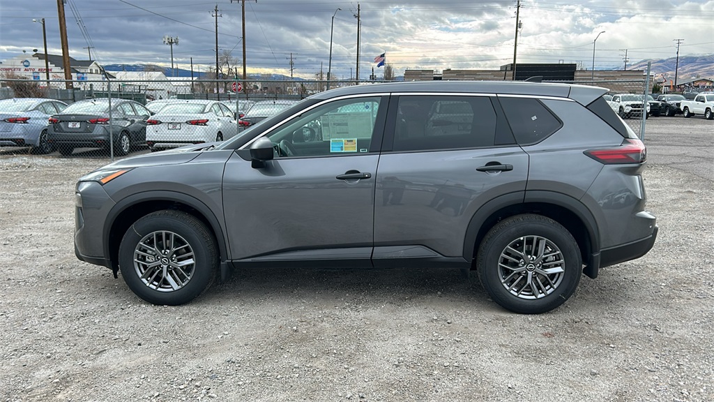 Vehicle image 8 of 30