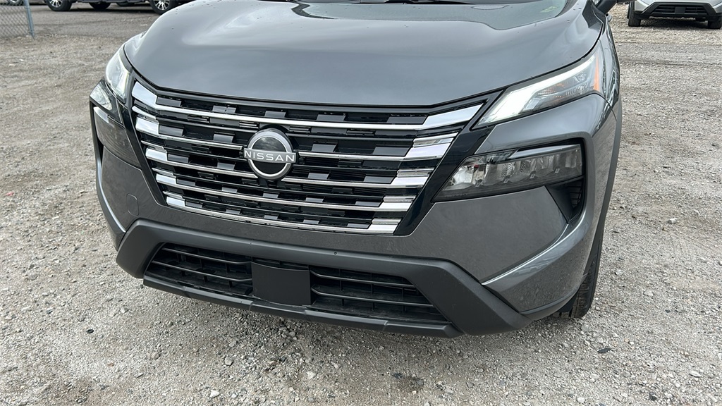 Vehicle image 10 of 30
