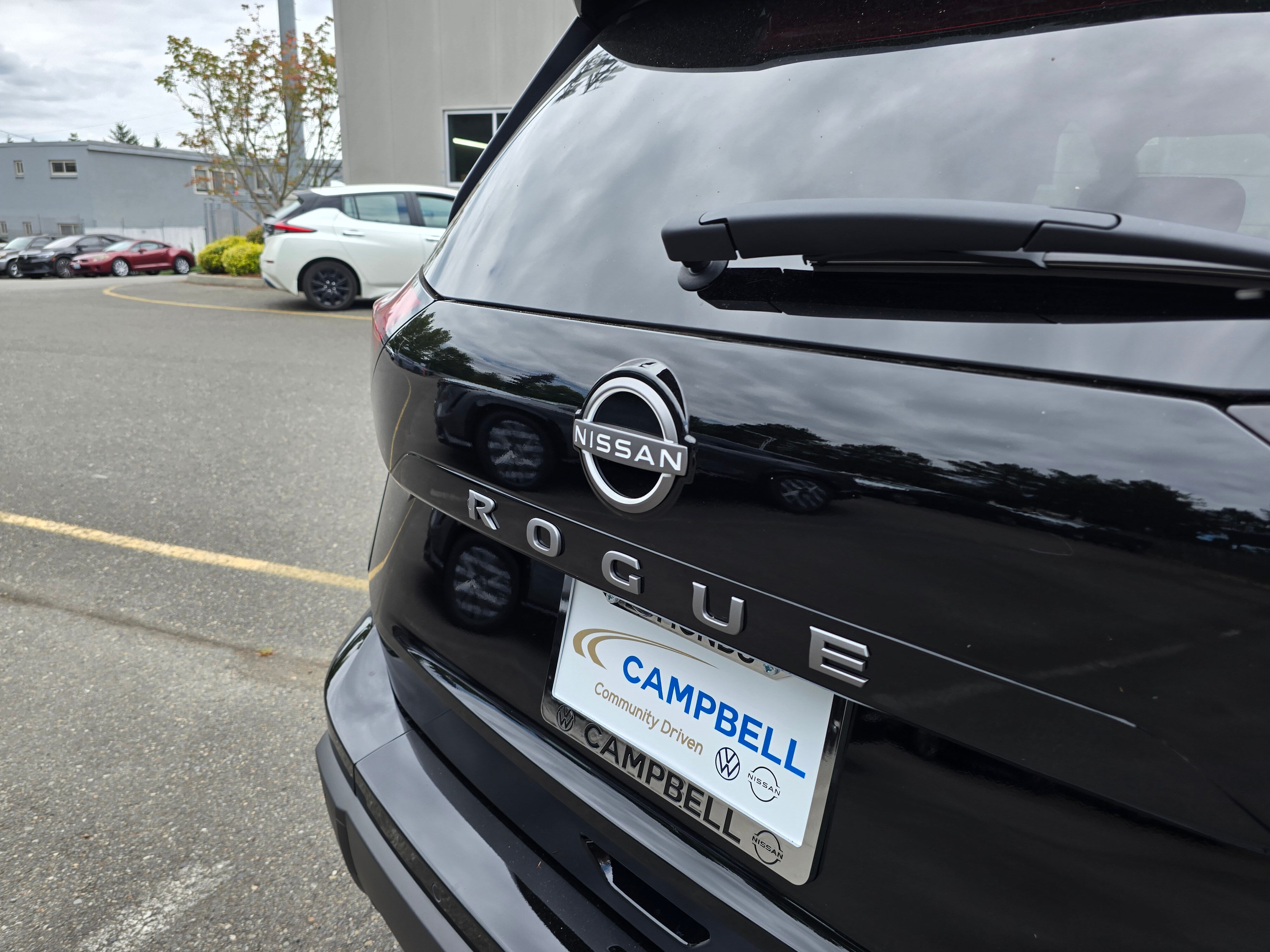 Vehicle image 24 of 26