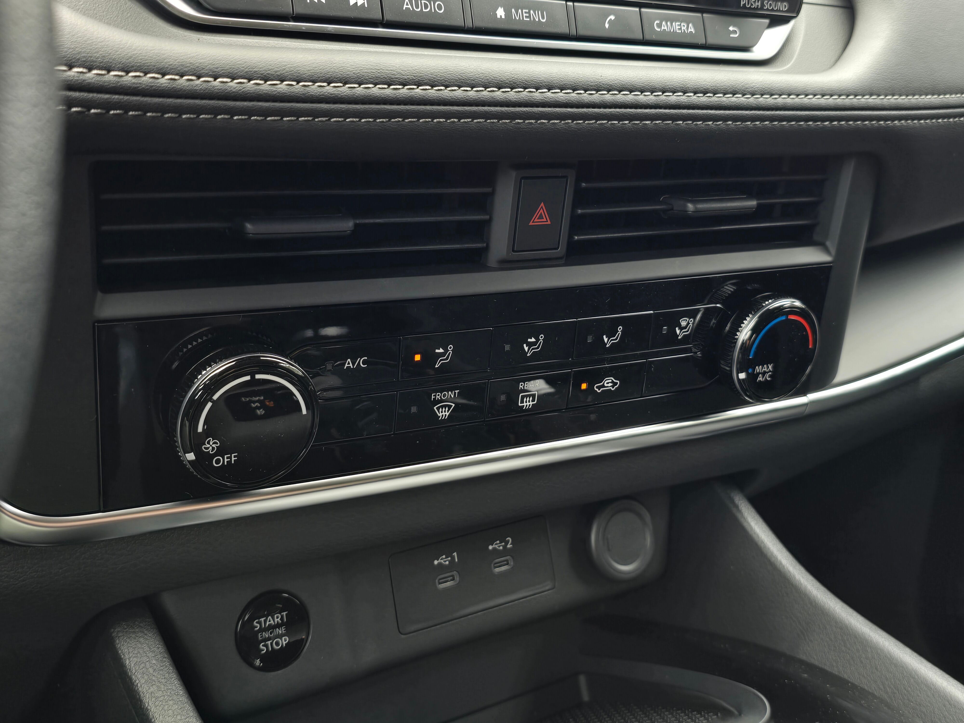Vehicle image 21 of 26