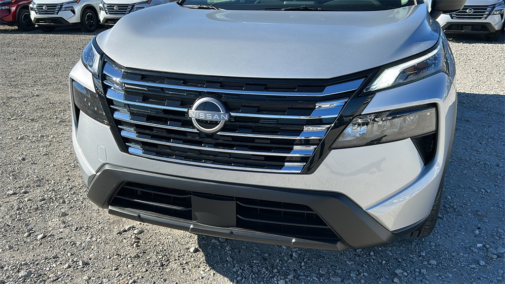 Vehicle image 10 of 30