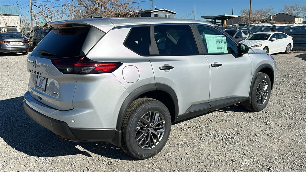 Vehicle image 5 of 30