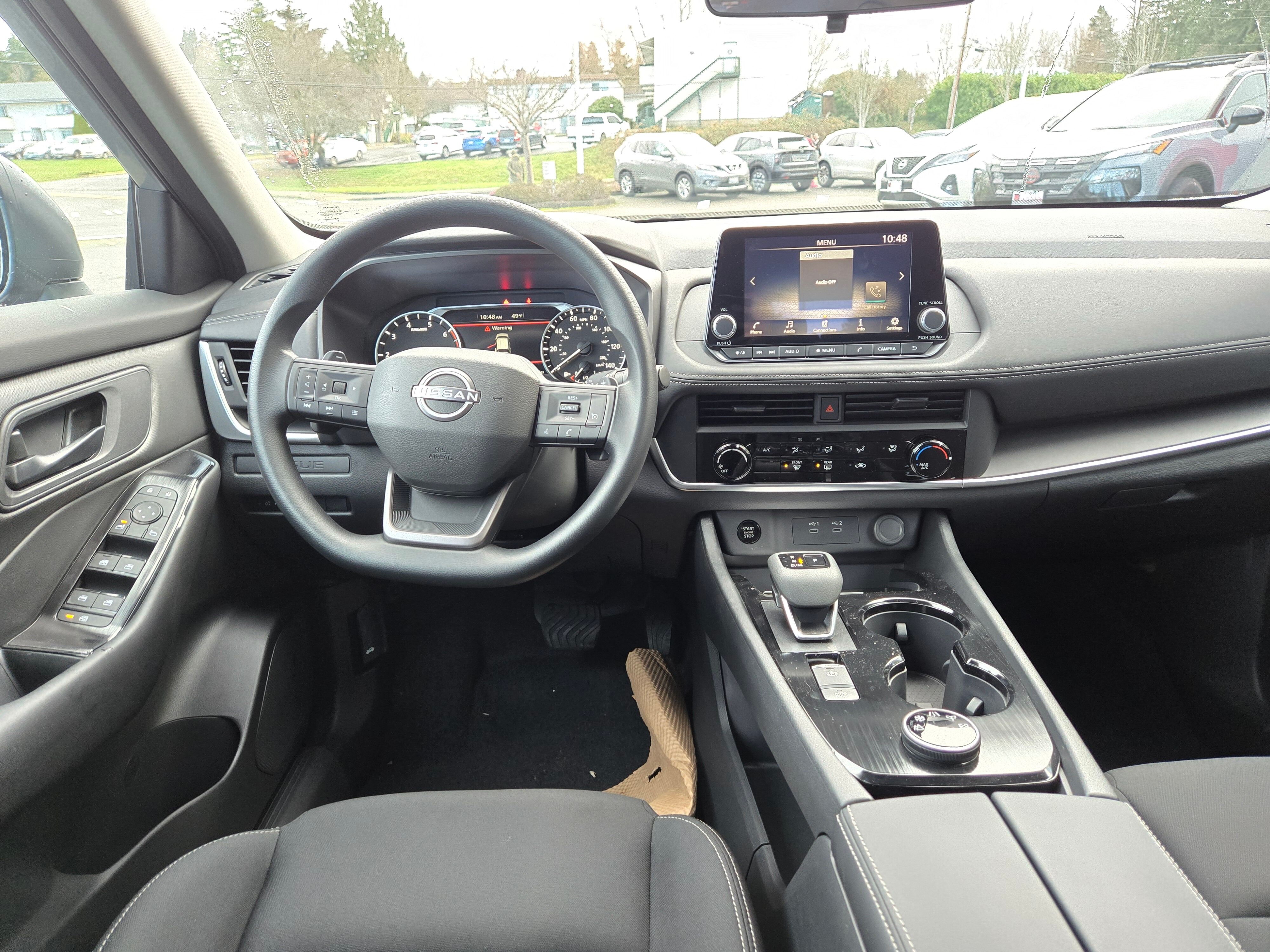 Vehicle image 13 of 24