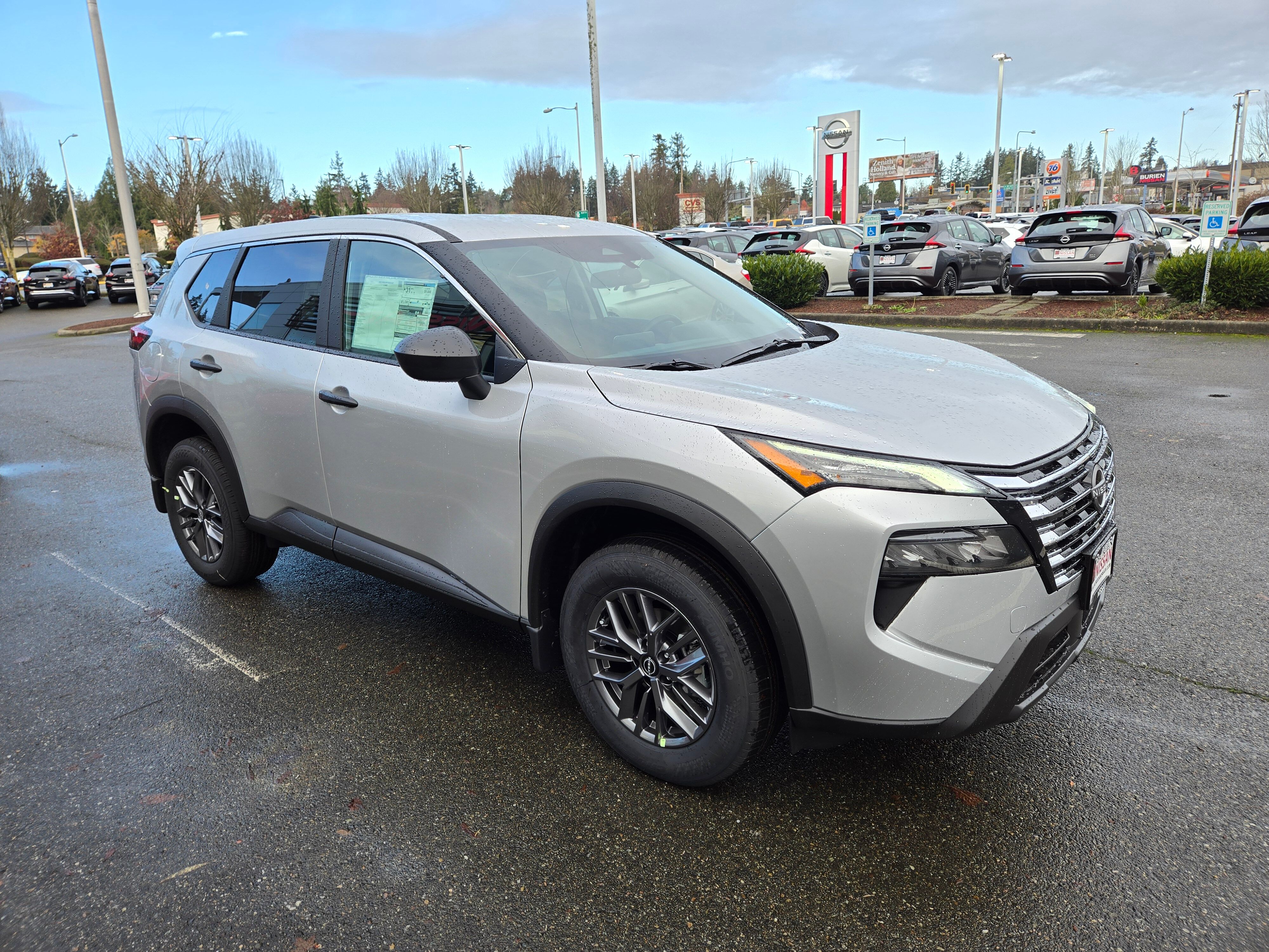 Vehicle image 3 of 24