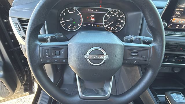 Vehicle image 29 of 35
