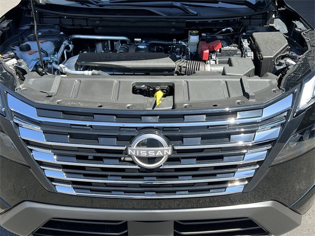 Vehicle image 26 of 28