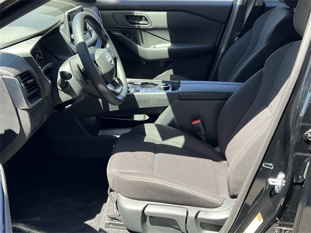 Vehicle image 20 of 28