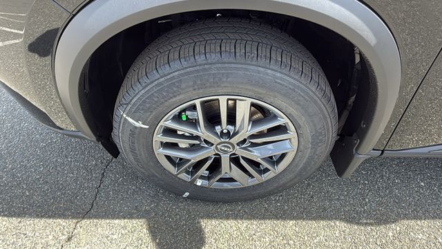 Vehicle image 9 of 30