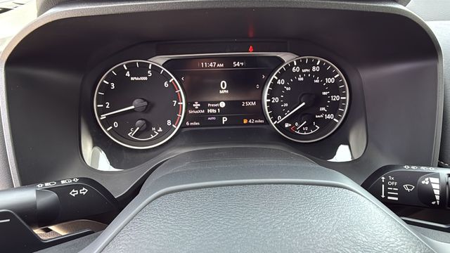 Vehicle image 21 of 30