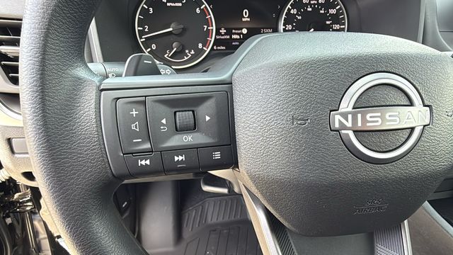 Vehicle image 19 of 30