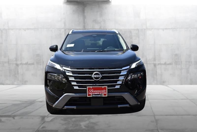 Vehicle image 2 of 28