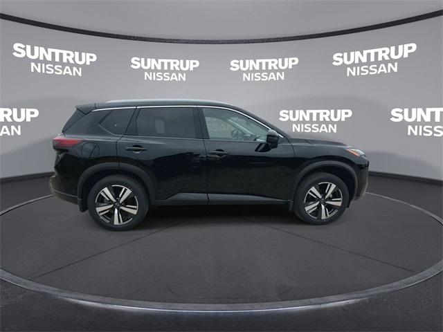 Vehicle image 7 of 32