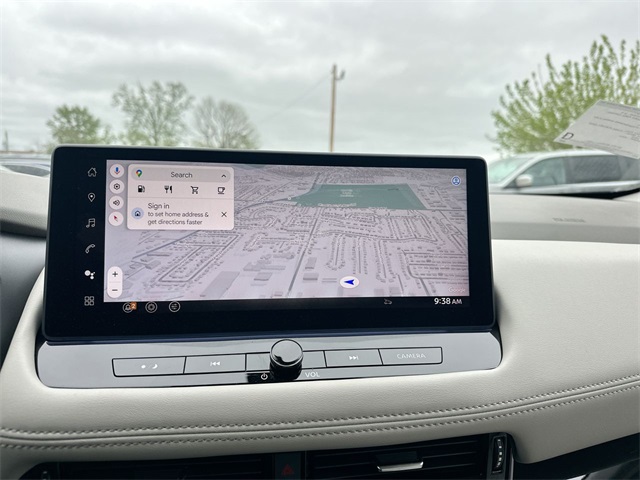 Vehicle image 25 of 32