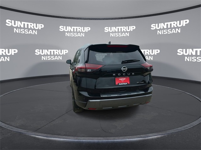 Vehicle image 13 of 32
