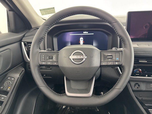 Vehicle image 22 of 27