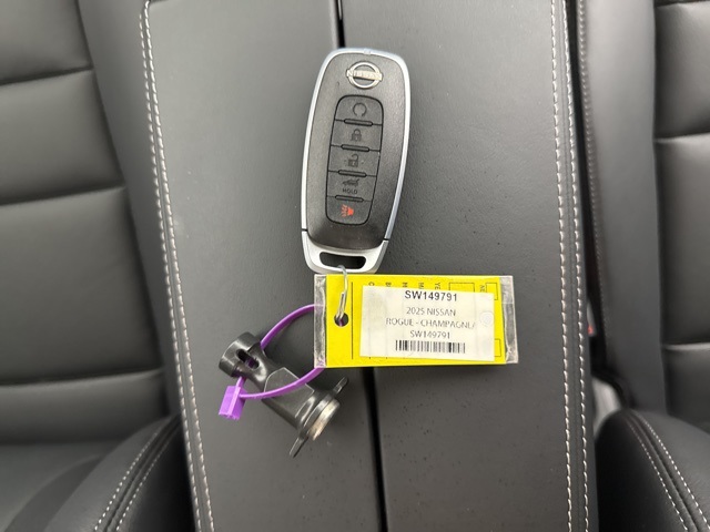 Vehicle image 27 of 27