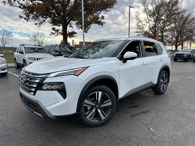 Vehicle image 8 of 43