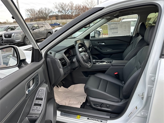Vehicle image 38 of 43