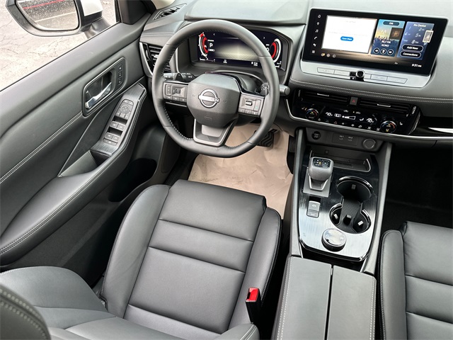 Vehicle image 18 of 43