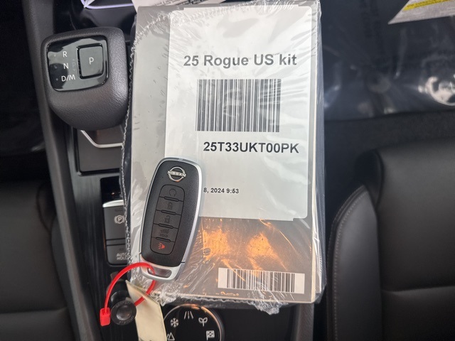 Vehicle image 27 of 28