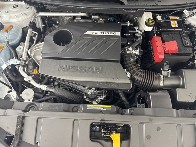 Vehicle image 23 of 28