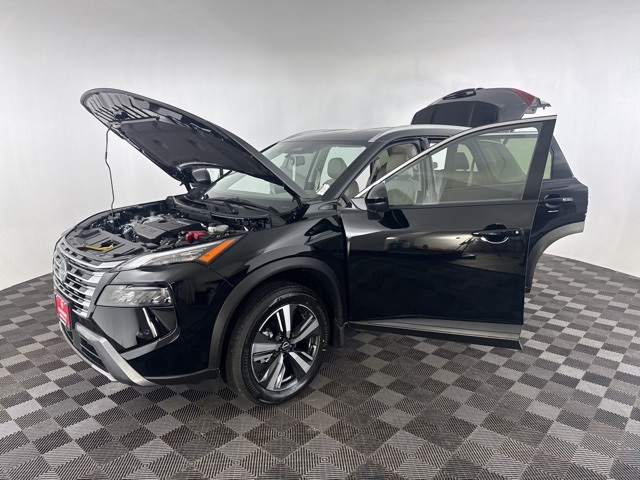 Vehicle image 12 of 27