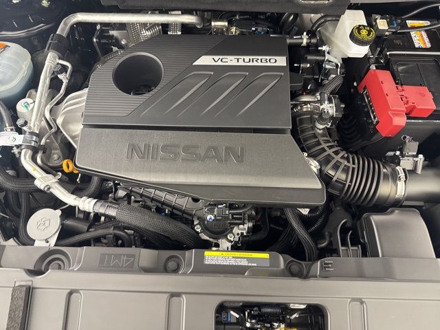 Vehicle image 24 of 27