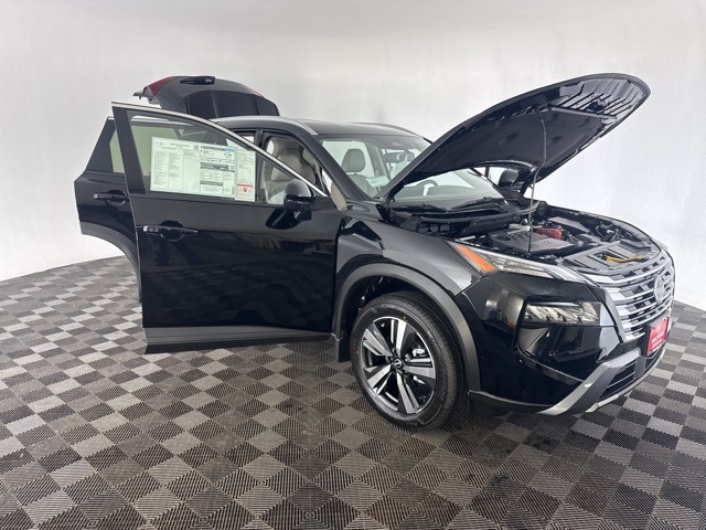 Vehicle image 11 of 27