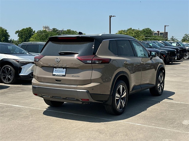 Vehicle image 4 of 18
