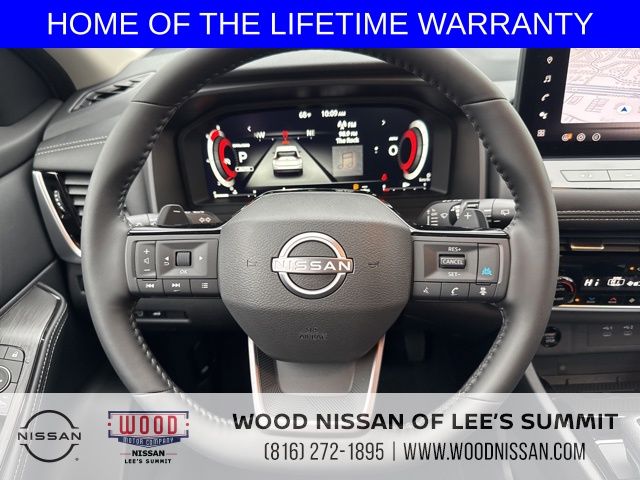 Vehicle image 12 of 40