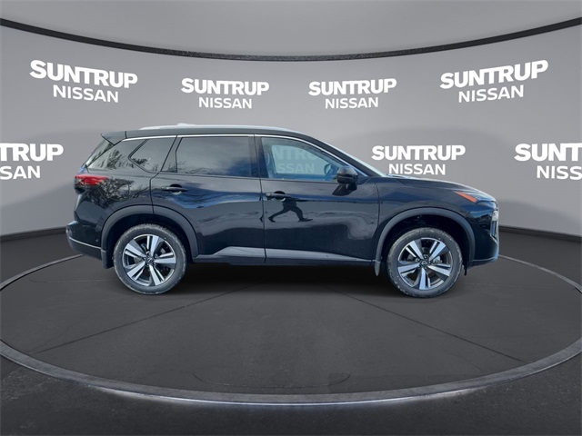 Vehicle image 7 of 33