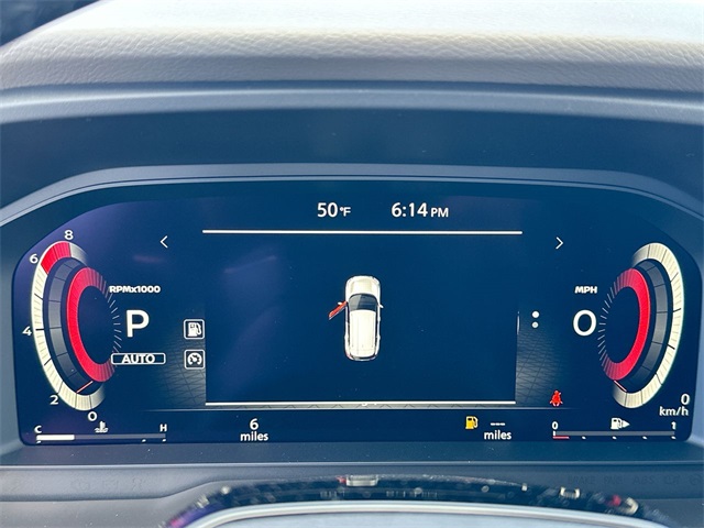 Vehicle image 24 of 33