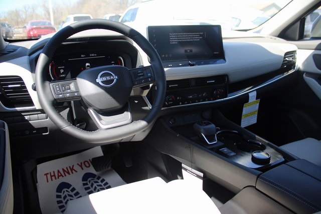 Vehicle image 12 of 20