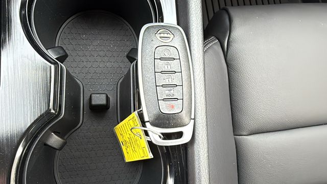 Vehicle image 29 of 30