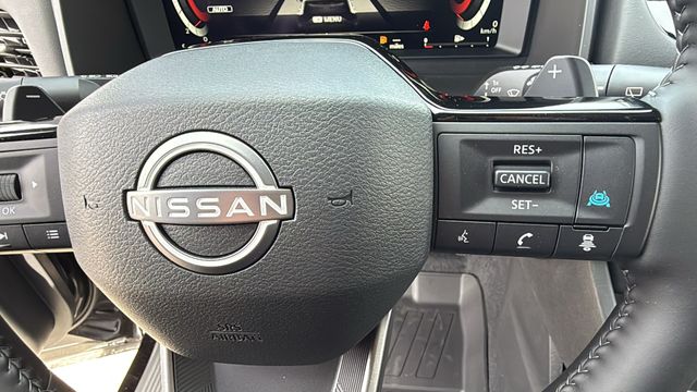 Vehicle image 20 of 30