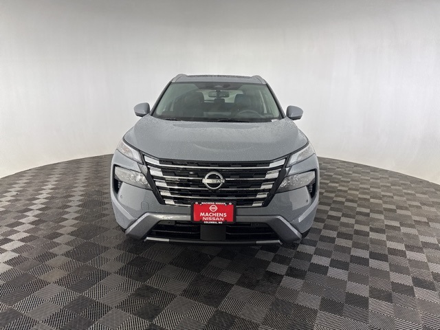 Vehicle image 4 of 28