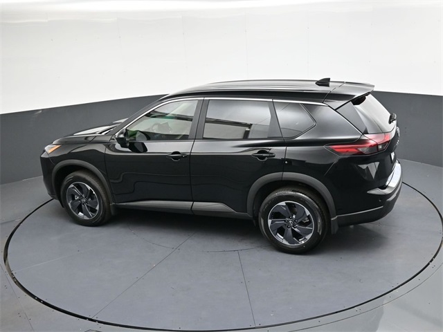 Vehicle image 24 of 38