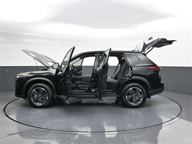 Vehicle image 31 of 38