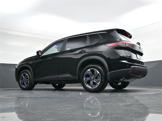 Vehicle image 26 of 38