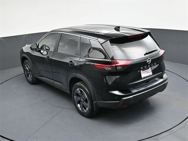 Vehicle image 27 of 38