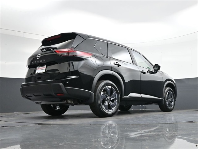Vehicle image 19 of 38